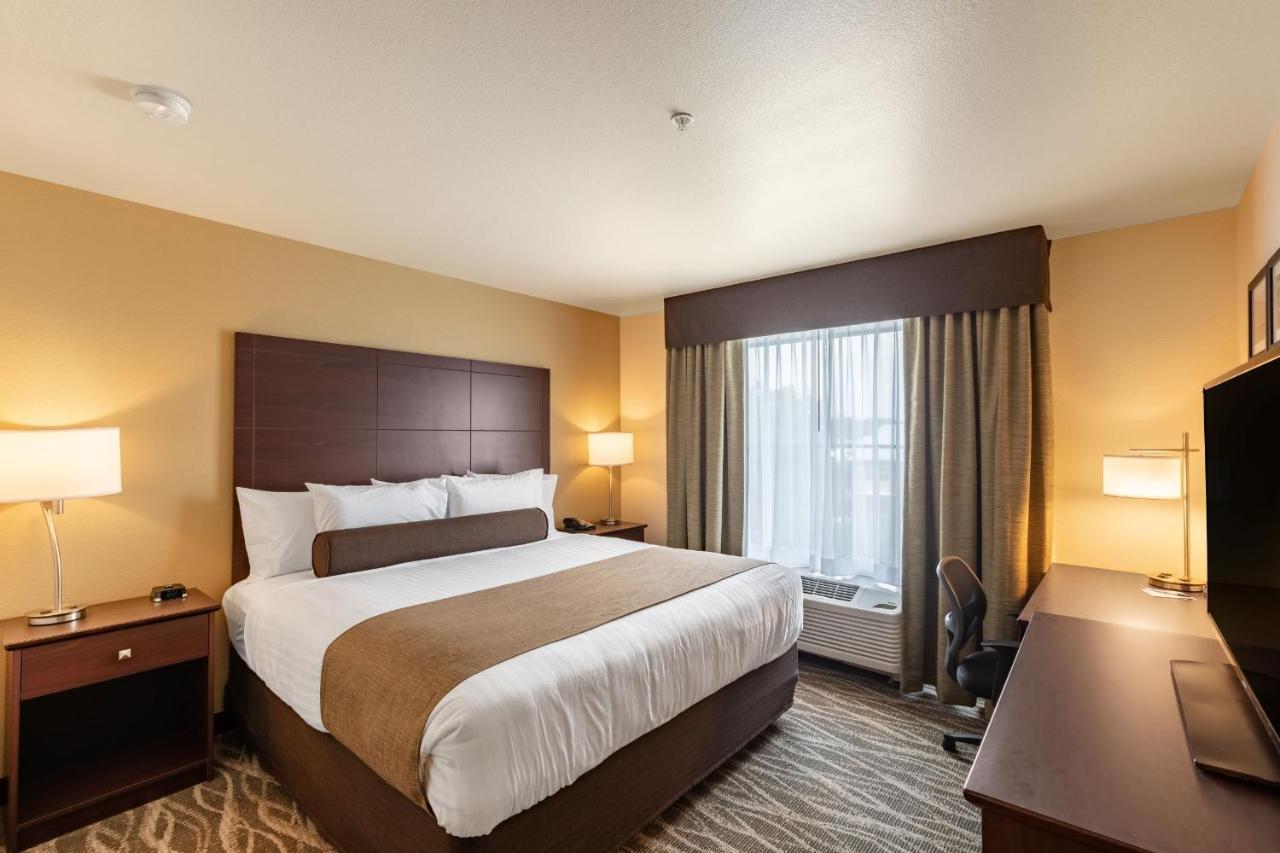 Cobblestone Hotel & Suites - Stevens Point Eksteriør billede