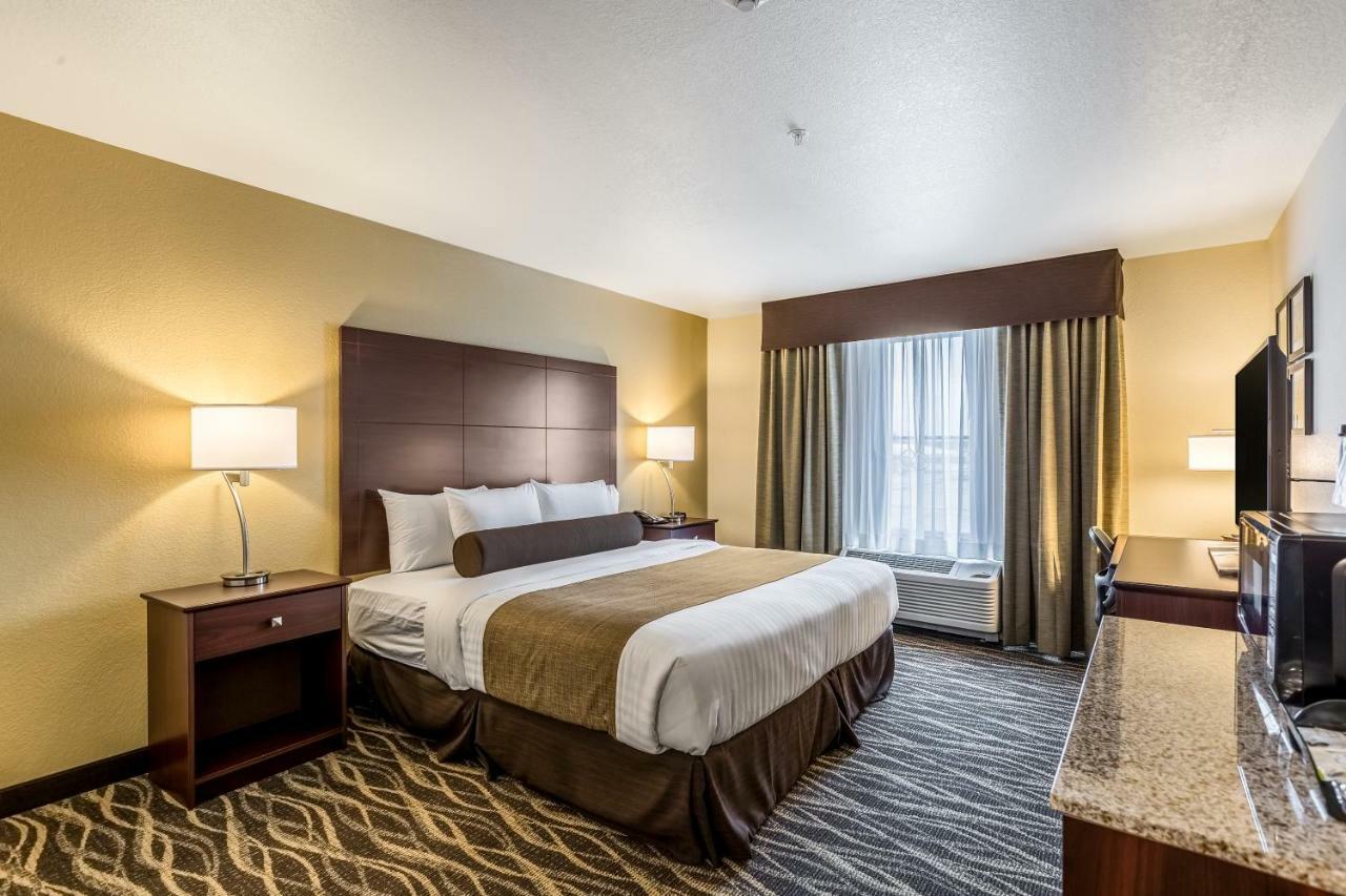 Cobblestone Hotel & Suites - Stevens Point Eksteriør billede